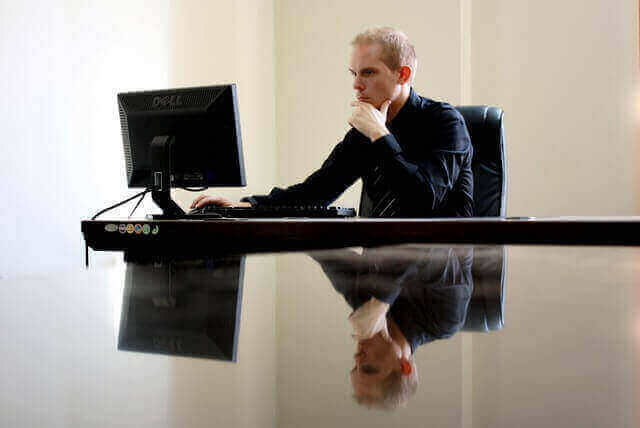 Why_Study_abroad_self-reliance